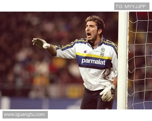 揭秘被誉为门神的传奇足球球星是谁他的守门技艺为何无人能敌 揭秘被誉为门神的传奇足球球星是谁他的守门技艺为何无人能敌