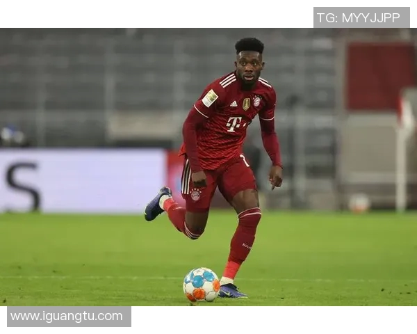 足球球星腿长比例揭秘如何影响速度与场上竞技表现