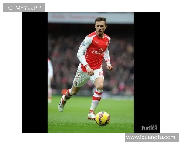 新百伦代言足球明星大揭秘：哪些顶级球员为品牌代言并推动足球文化发展