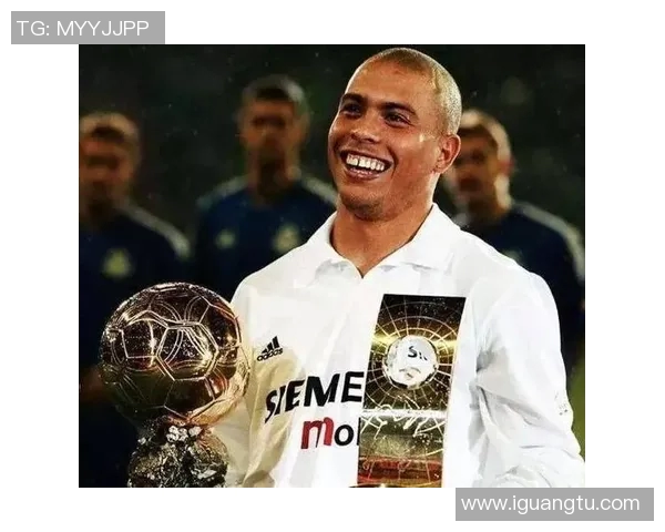 足球球星mo的成长历程与辉煌成就全面深度解析 足球球星mo的成长历程与辉煌成就全面深度解析