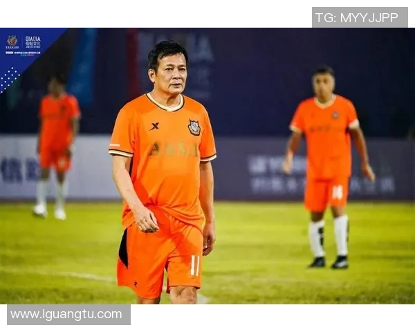 身高不高却闪耀绿茵场矮个子足球巨星的巅峰时刻 身高不高却闪耀绿茵场矮个子足球巨星的巅峰时刻